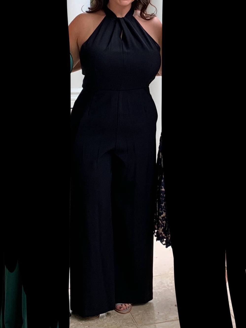 julia jordan Black Halter Jumpsuit - Sleek Evening Wear